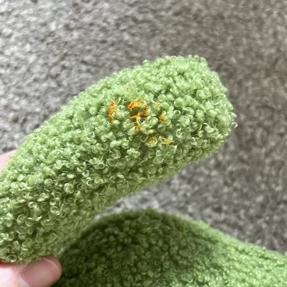 Cute Green Frog Crossbody Bag Frog Head Plush Purse Adjustable Printed Strap - Picture 6 of 6